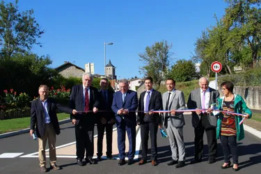 Des travaux inaugurés sur les routes d’Escoutoux, Celles-sur-Durolle et au multisports de Palladuc