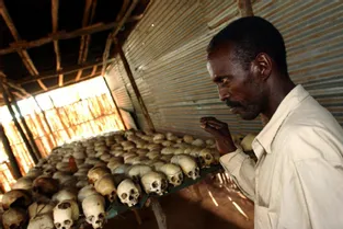Génocide des Tutsi: un rapport qui accable une France "responsable" mais "pas complice"