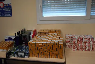 Corrèze : 100 cartouches de cigarettes saisies par les douanes dans un bus sur l'A20