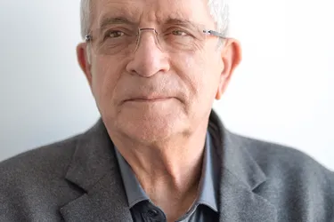 Charles Enderlin, ancien correspondant à Jérusalem : "Le processus de paix n’existe plus depuis l’arrivée au pouvoir de Netanyahu"