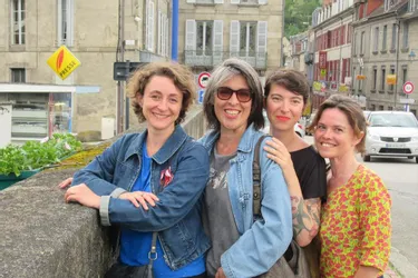 Trois éditrices de grandes maisons parisiennes ensemble à Aubusson