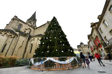 Combien dépensent les petites communes pour les illuminations de Noël ? Trois exemples en Corrèze