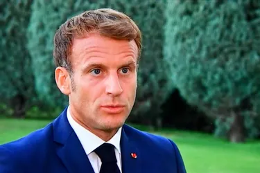 Pour Emmanuel Macron, discuter des évacuations avec les talibans "ne préjuge pas d'une reconnaissance"