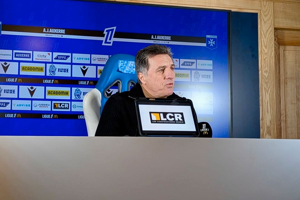 "Une erreur de naïveté incroyable" : les réactions après AJA-PSG (0-1)