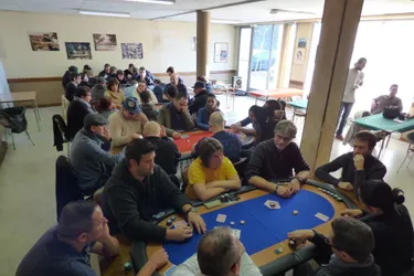41 joueurs au tournoi interclubs de poker