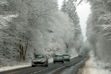La neige de retour en Auvergne et Limousin ce vendredi matin, plusieurs départements en vigilance jaune neige et verglas