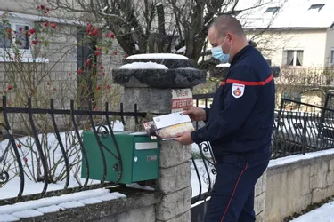 Comment obtenir son calendrier des pompiers de Saint-Flour (Cantal) malgré le covid ? (Et comment donner)