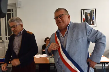 Christophe Arfeuillère (LR) retrouve son poste de maire à Ussel, l'opposition (PS) se montre conciliante lors du premier conseil municipal