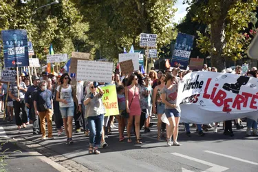 À Brive (Corrèze), les anti-pass veulent lancer une action juridique pour empoisonnement