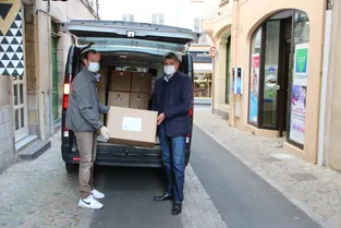 Des kits de protection pour soignants livrés par la Région à Brioude