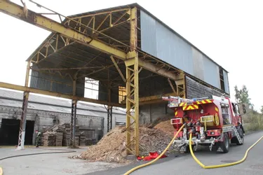 Lapte : Le feu menace une usine de granulés de bois