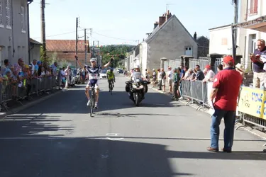 Mickaël Larpe de nouveau vainqueur à Grand-Bourg