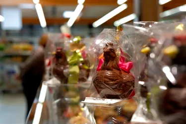 À Vichy, les clients des grandes surfaces fondent pour le chocolat