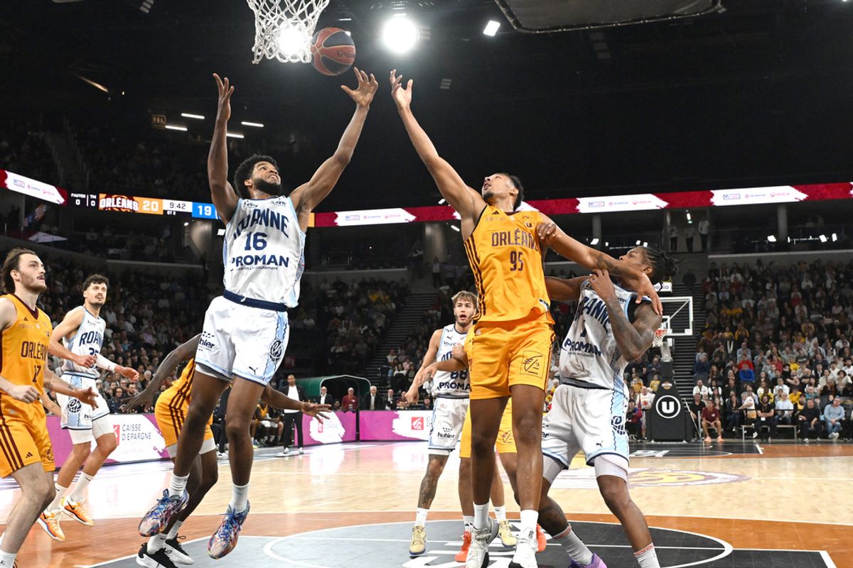 Maillot Basket Erreà Choral Roanne Extérieur - Taille Homme, Saison 2016-2017, Neuf Avec étiquettes