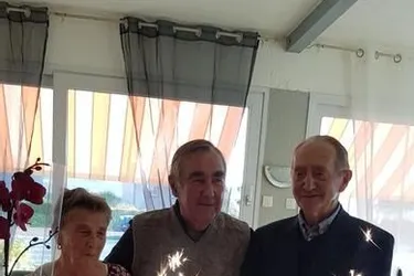 Les aînés fêtent les anniversaires