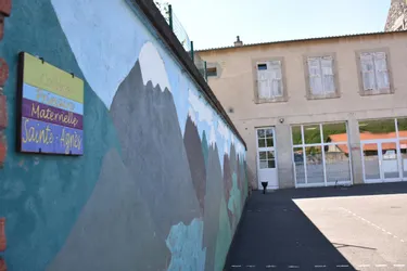 Trois jeunes hommes condamnés pour avoir saccagé l'école Saint-Agnès de Volvic (Puy-de-Dôme)