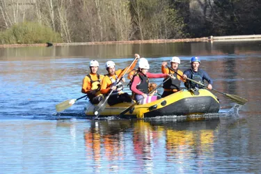 La Team France Raft, composée de cinq locaux, se prépare aux championnats du monde