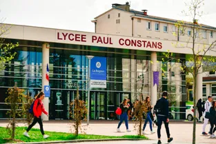 Grève du 9 janvier : des perturbations à l'arrêt de bus du lycée Paul-Constans à Montluçon