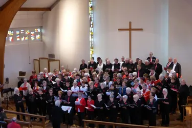 Eglise comble aux Bataillots pour Chantons en chœur