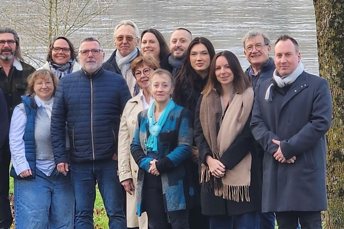 la-marche-guy-laraise-d-voile-la-liste-marchons-ensemble-et-ses