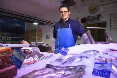 Un magasin "Le grand panier bio" intégrant la poissonnerie ouvrira en mai à Thiers (Puy-de-Dôme)