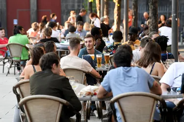 Règles sanitaires : des contrôles chaque jour dans les bars et restaurants du Puy-de-Dôme