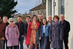 Aurélie Monteil a présenté son équipe à Saint-Bonnet-l'Enfantier (Corrèze)