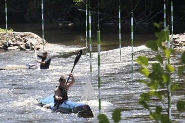 Des initiations au canoë-kayak dans les gorges du Cher