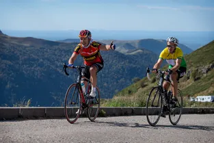 Tour de France : la reconnaissance de la fin de l'étape entre Châtel-Guyon et Le puy Mary (vidéo)
