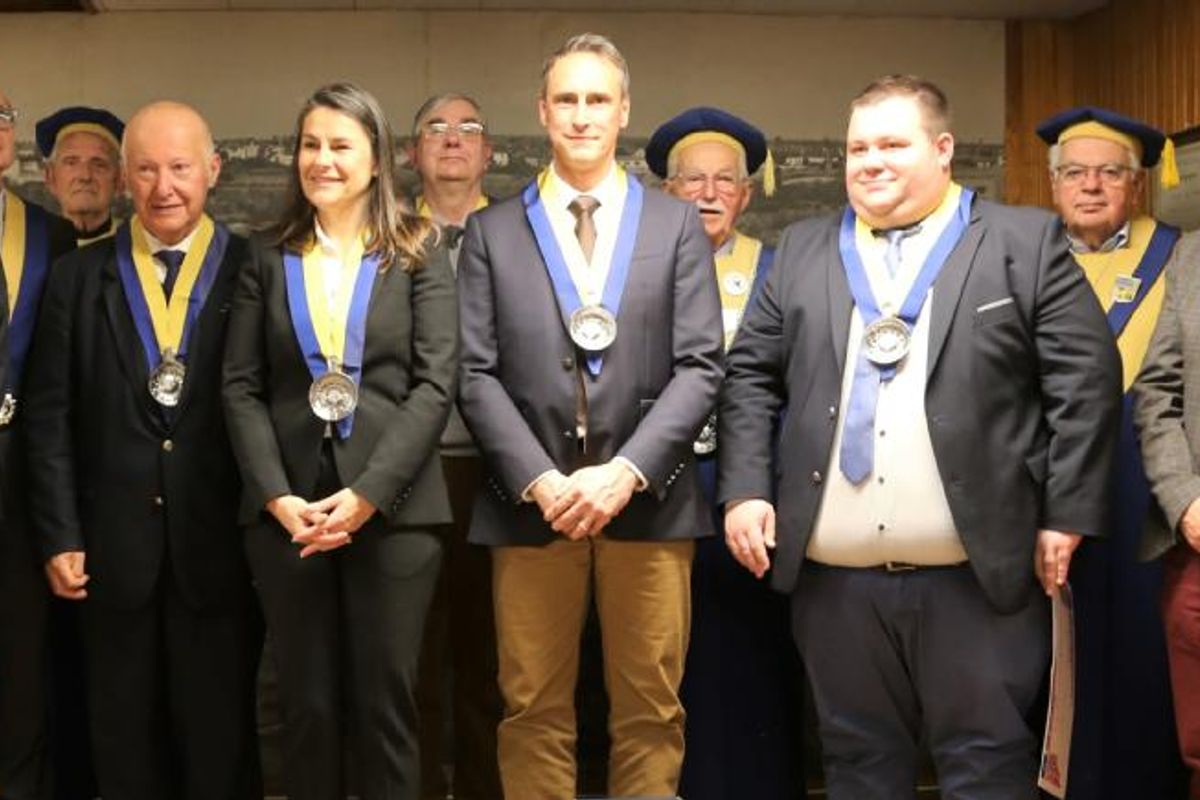 six-nouveaux-intronis-s-l-honneur-la-montagne