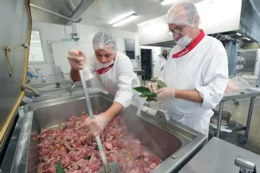 Sodexo prépare 2.500 repas par jour pour les écoles et les maisons de retraite d'Aurillac