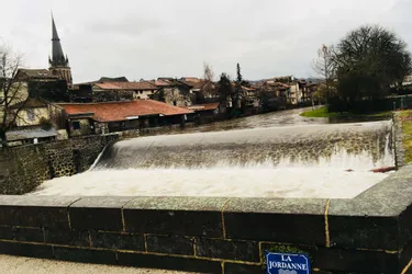 Décrue dans le Cantal : les pompiers sollicités pour des inondations de locaux