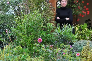 Le jardin de Nathalie Dumont a reçu trois fois consécutives le premier prix des maisons fleuries