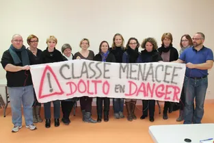 Une classe menacée à la maternelle Dolto