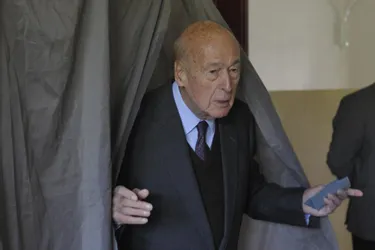Valéry Giscard d'Estaing hospitalisé à Paris