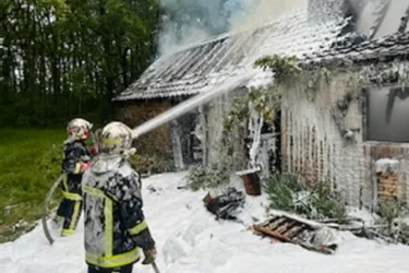 Une maison détruite par un incendie à Turenne en Corrèze