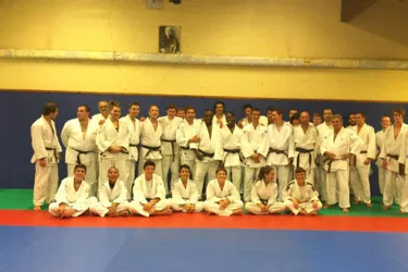 La section adultes judo ju-jitsu du Flep, forte de 75 pratiquants
