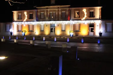 La mairie passe un Noël bien éclairé