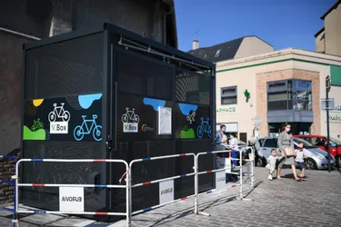 Huit abris vélos sécurisés mis en place dans l'agglomération de Moulins