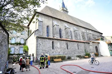 Une personne interpellée pour l'incendie de l'église Notre-Dames-aux-Neiges en octobre dernier