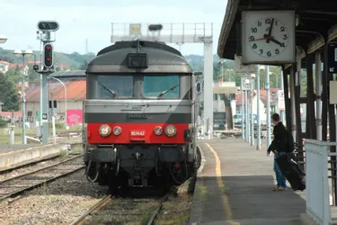 La CGT des Cheminots d'Auvergne voit rouge sur la ligne Bordeaux-Lyon
