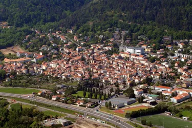 Quelles grandes villes d'Auvergne ont gagné des habitants en dix ans ?