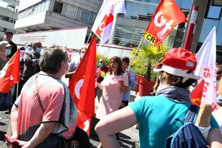 Une soixantaine de manifestants (seulement) devant l'hôpital pour soutenir les soignants de la Creuse