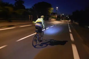 Riom-Clermont dans la roue d'un "vélotafeur" aux petites heures du jour