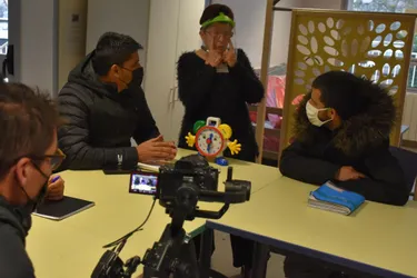 À Pessat-Villeneuve (Puy-de-Dôme), une émission télévisée met à l'honneur les acteurs de l'intégration des réfugiés