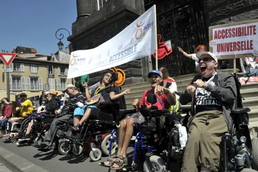L’Association des paralysés de France (APF) mobilisée pour l’accessibilité dans les lieux publics