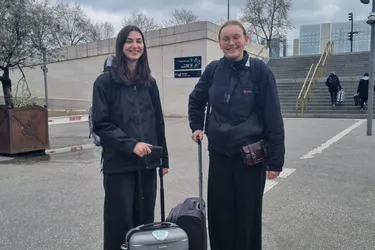 Deux lycéennes de Tulle participent à un Conseil des ministres européens des Affaires étrangères