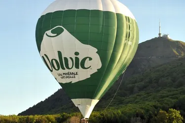 Une montgolfière pour célébrer 50 ans d’eau minérale