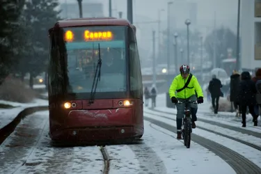 Les transports en commun perturbés par la neige à Clermont-Ferrand