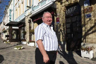 Guy Farjounel tire sa révérence à 76 ans et fermera L’hôtel-Restaurant de la gare samedi